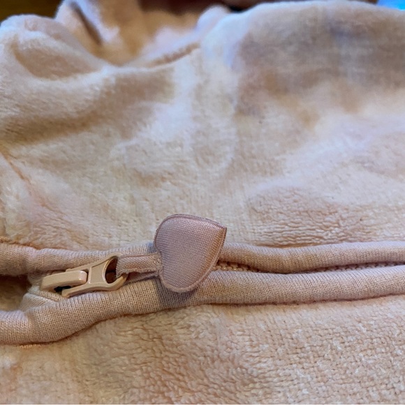 Light Pink Fleece - Picture 2 of 3